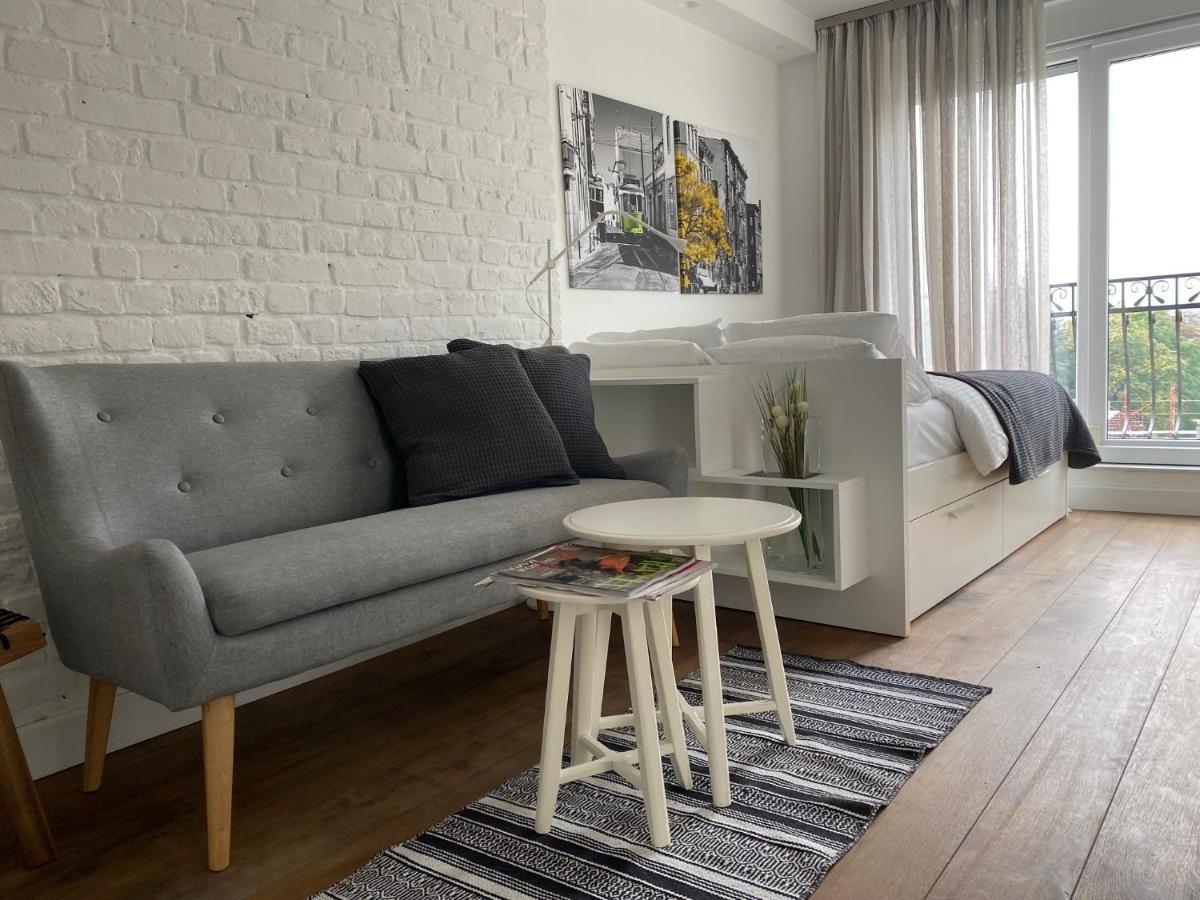 Enjoy B-52 Studio Beograd Eksteriør billede